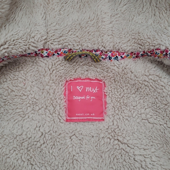 Next size 5/6 cat spring or fall jacket, euc - Picture 3 of 8